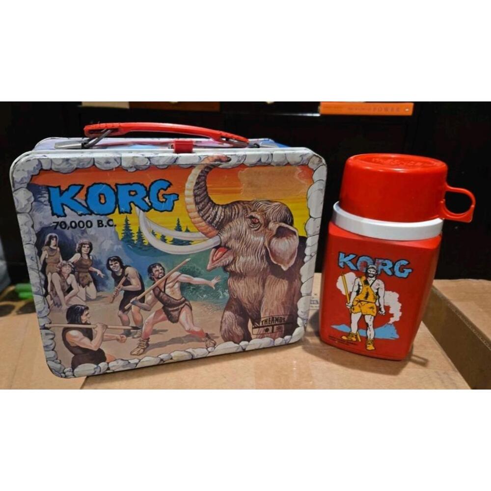 VINTAGE KORG LUNCHBOX AND THERMOS